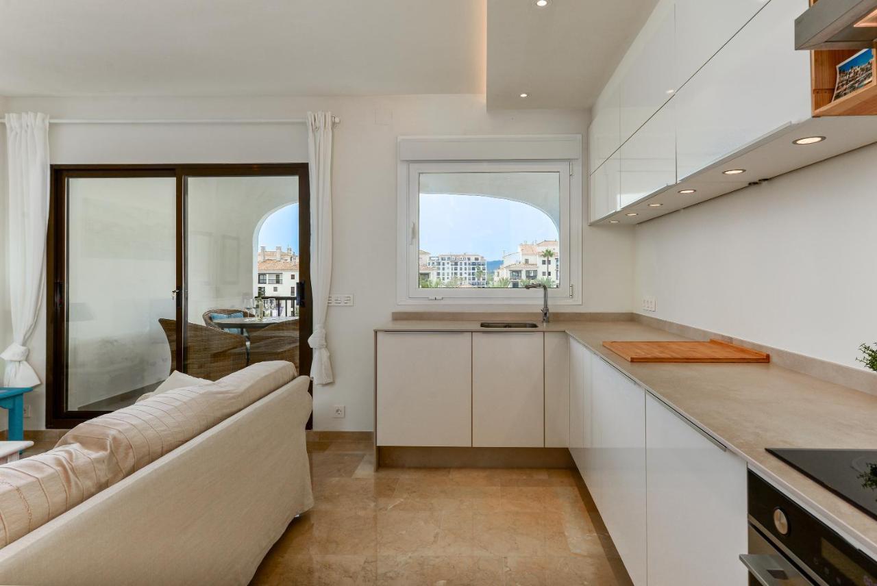 Duquesa Port Retreat Apartamento Manilva Exterior foto