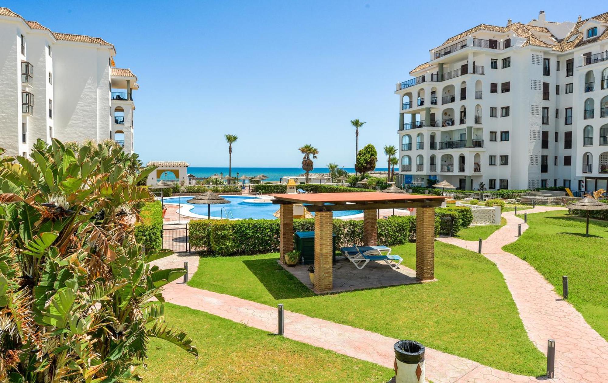 Duquesa Port Retreat Apartamento Manilva Exterior foto